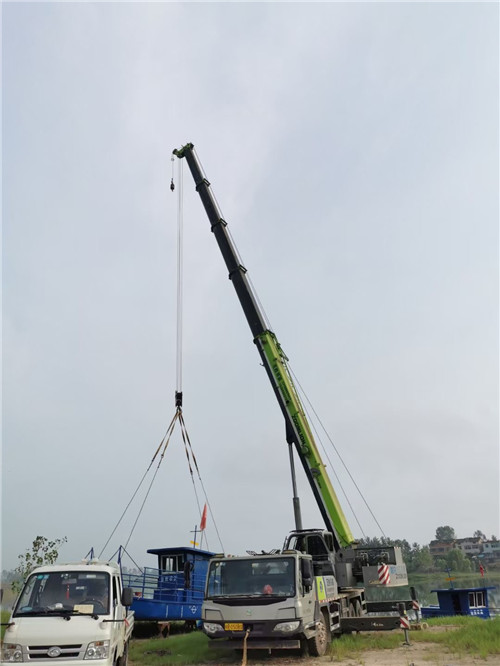 陆川县桥梁建设吊装案例